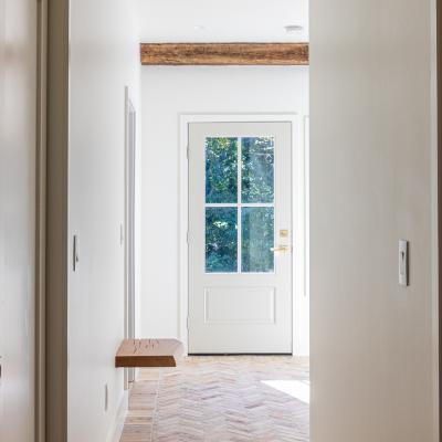 Floating bench detail